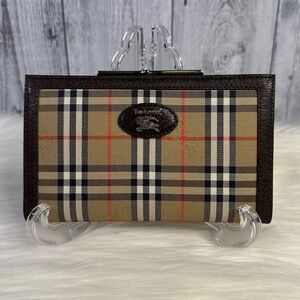 BURBERRY vintage medium classic plaid kisslock wallet